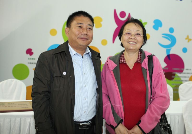 Zhang Jinxia, chief scientist of the national edible fungus industry technology system, guided the exchange